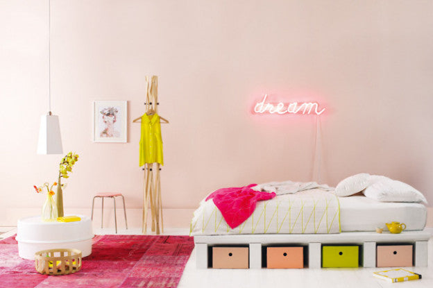 Neon decorating