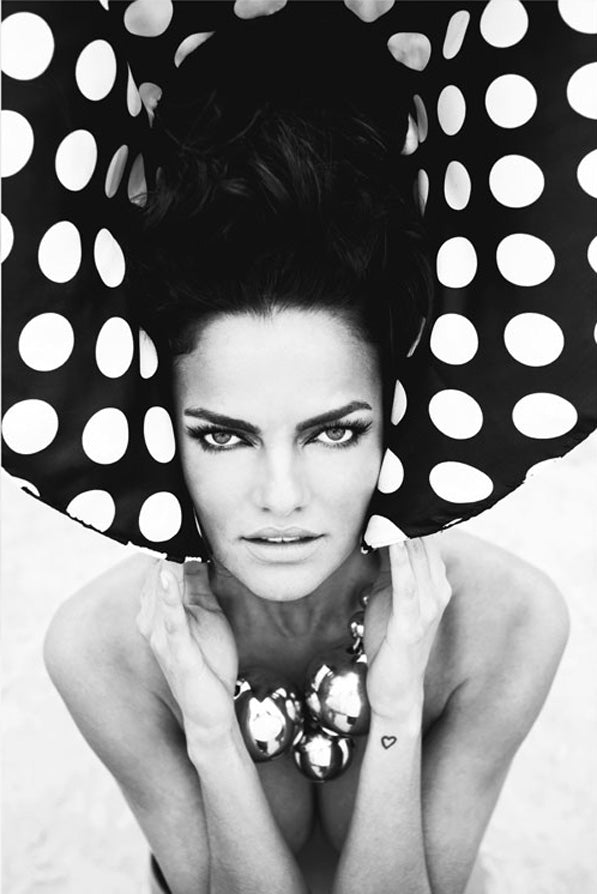 Beach beauty Barbara Fialho captured by Bruna Castanheira