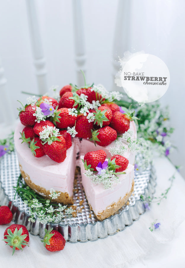 No-bake strawberry cheesecake by Call me cupcake