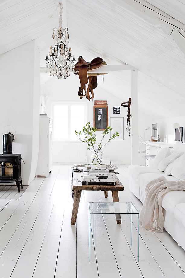 A white renovated farmhouse in Sweden