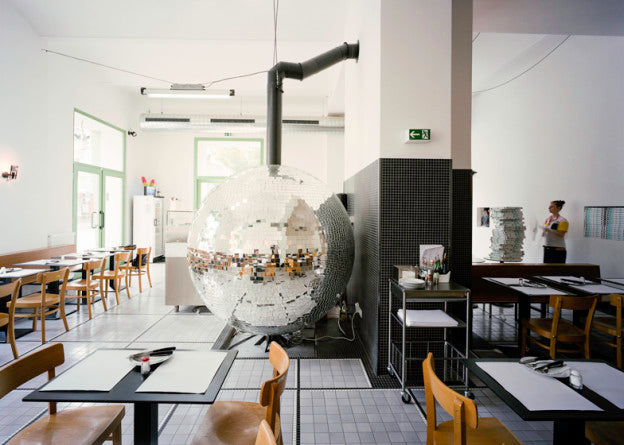 Disco Volante pizzeria in Vienna by architect Lukas Galehr